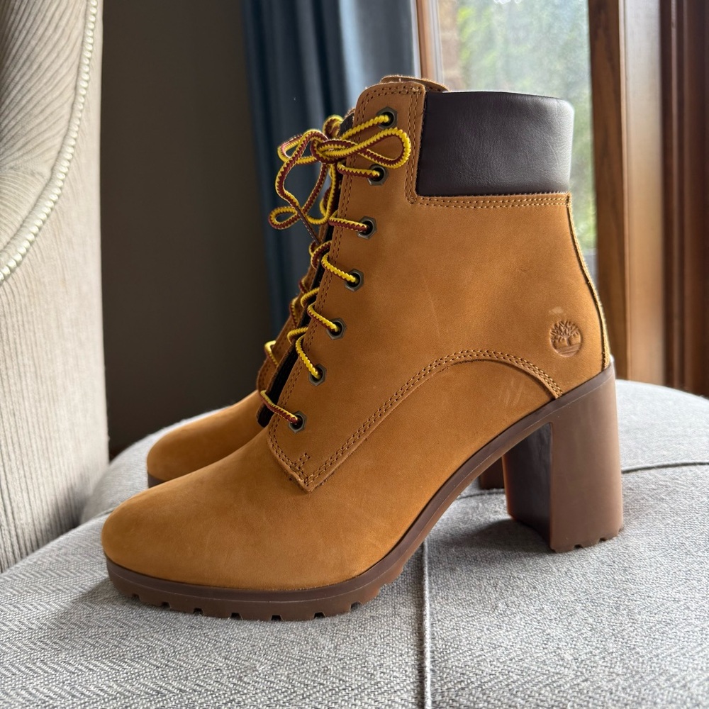 Timberland Women's Tan Leather Boots